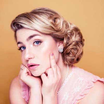 Harriet Kemsley | The Stand Up Club